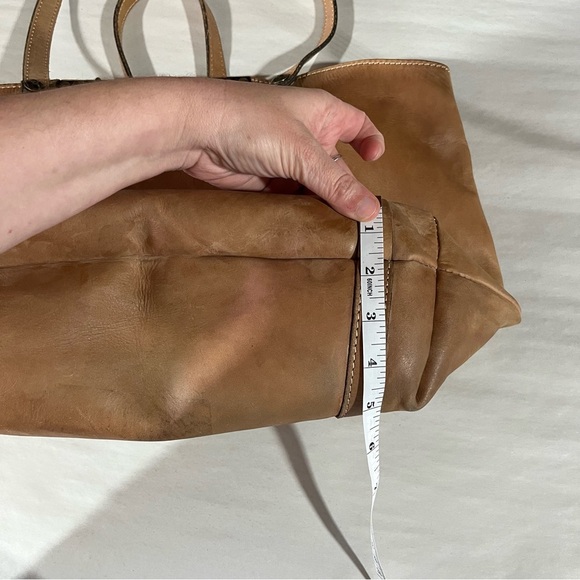 Patricia Nash Benvenuto Tan Leather Tote Shoulder Bag - Picture 14 of 15